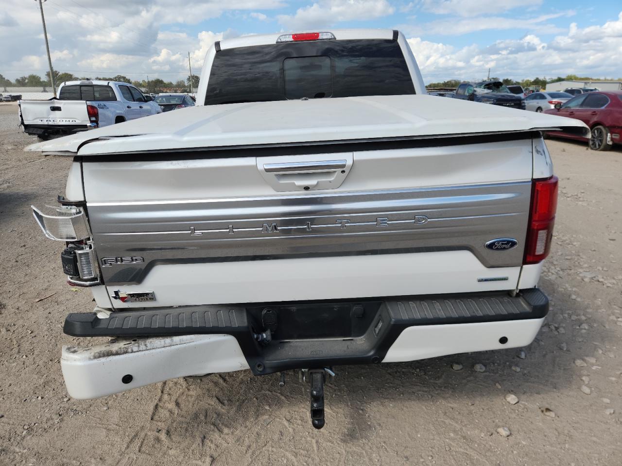 2018 Ford F150 Supercrew VIN: 1FTEW1EGXJFC53812 Lot: 82573455