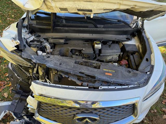 Parquets INFINITI QX60 2016 White