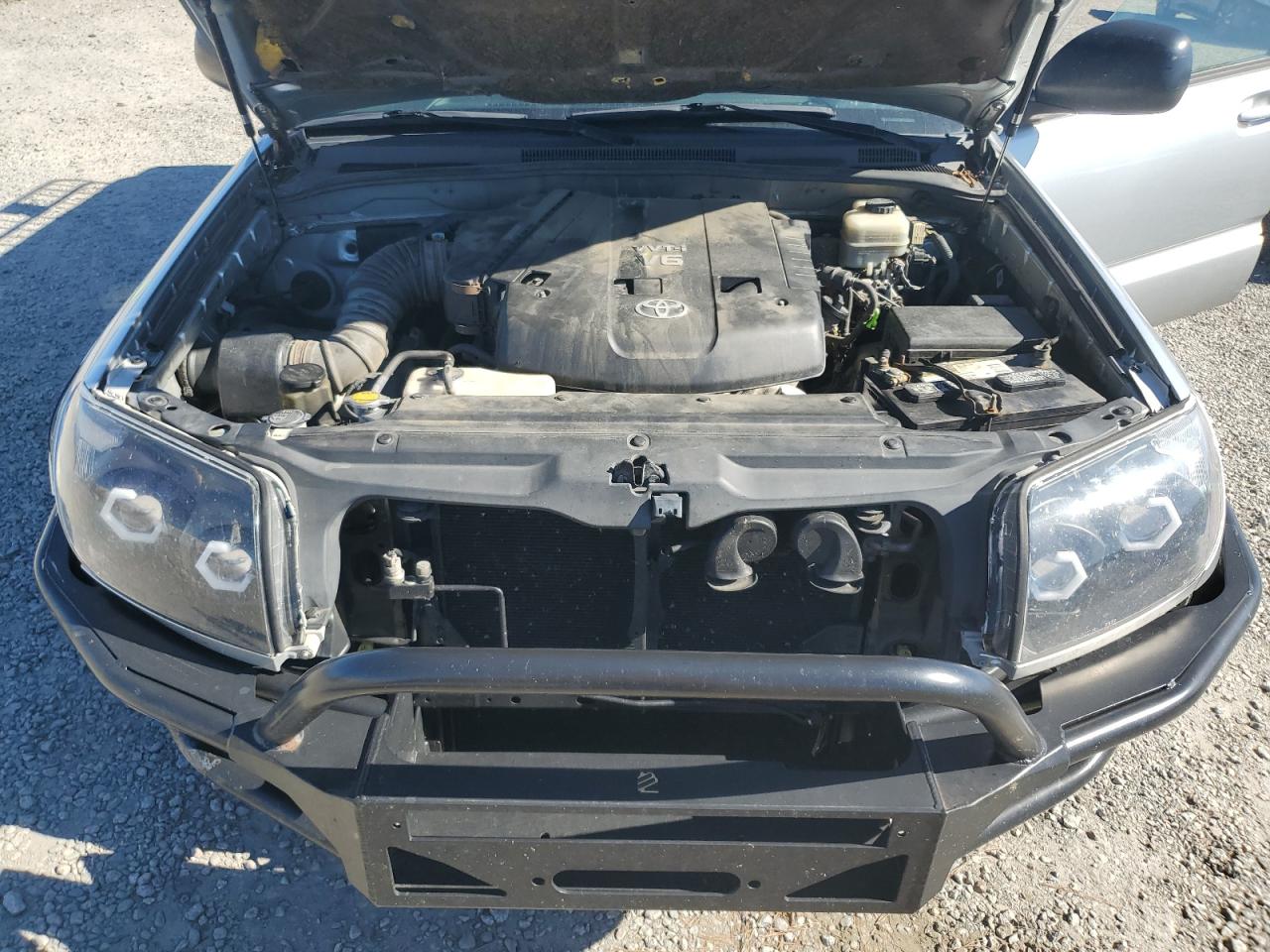 2005 Toyota 4Runner Sr5 VIN: JTEBU14R550075078 Lot: 82613055