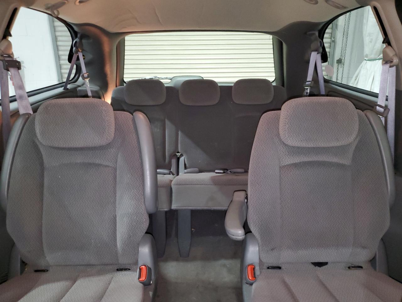 2007 Chrysler Town & Country Lx VIN: 2A4GP44R47R246344 Lot: 85298175