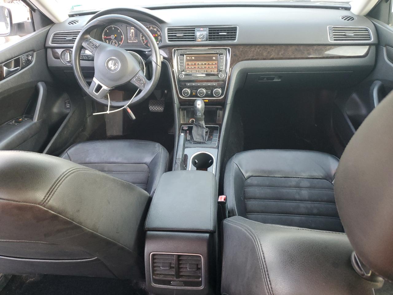 2014 Volkswagen Passat Sel VIN: 1VWCN7A33EC051253 Lot: 85083955