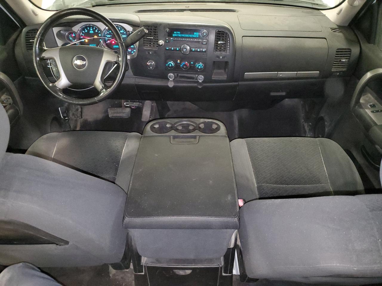 2008 Chevrolet Silverado K1500 VIN: 1GCEK19028E198703 Lot: 81805905