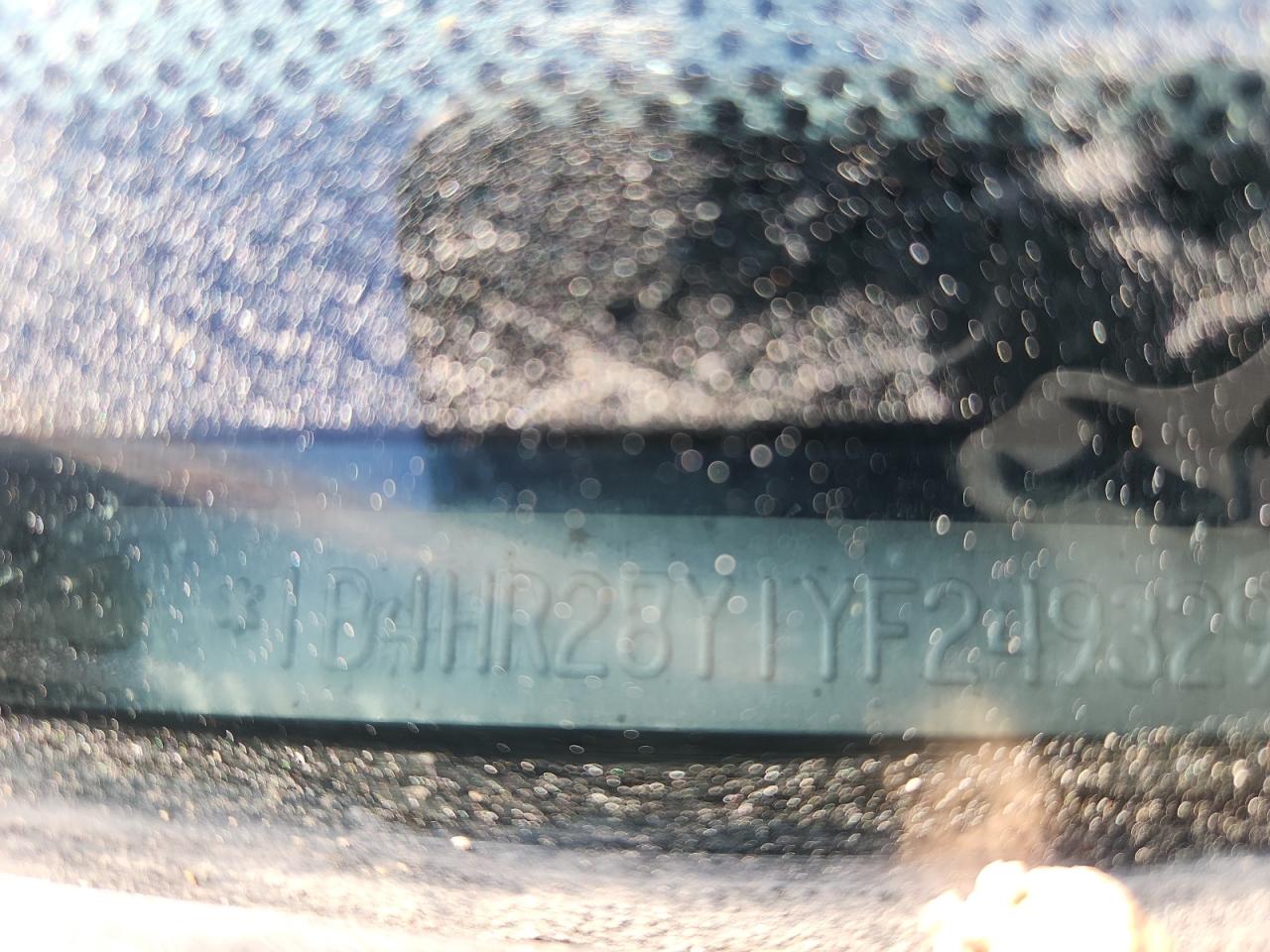 2000 Dodge Durango VIN: 1B4HR28Y1YF249329 Lot: 82059335