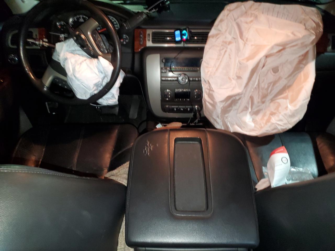 2012 GMC Yukon Xl C1500 Slt VIN: 170003 Lot: 86608795