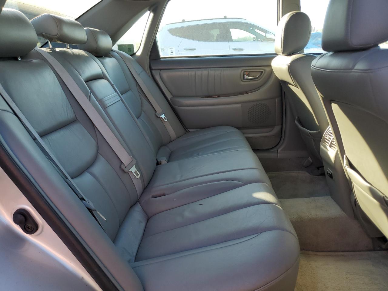 2002 Toyota Avalon Xl VIN: 4T1BF28B82U255611 Lot: 90062805