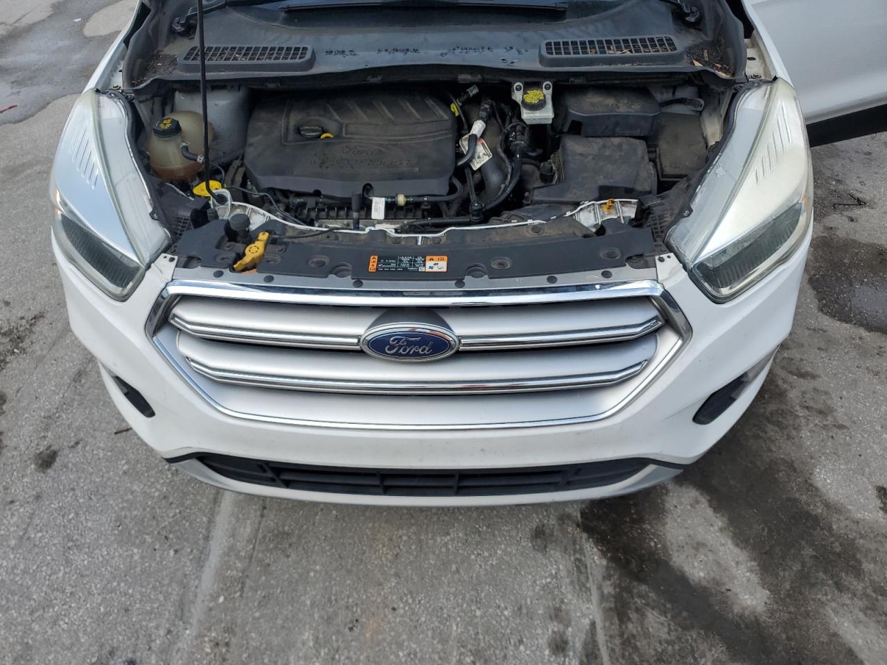 2017 Ford Escape Se VIN: 1FMCU0GDXHUC27884 Lot: 82214985