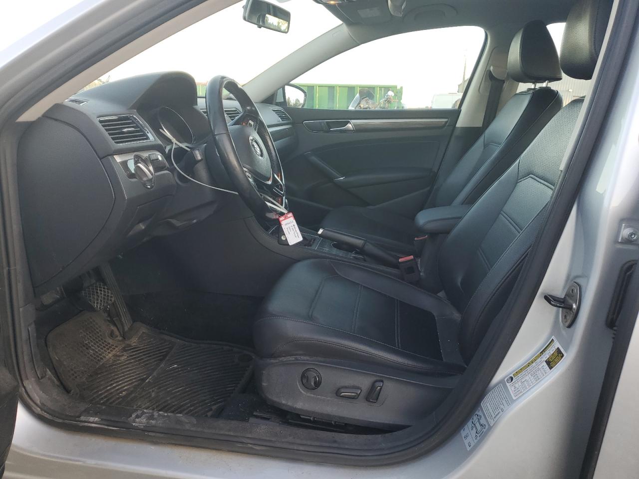 2017 Volkswagen Passat Se VIN: 1VWBT7A3XHC033337 Lot: 84790175