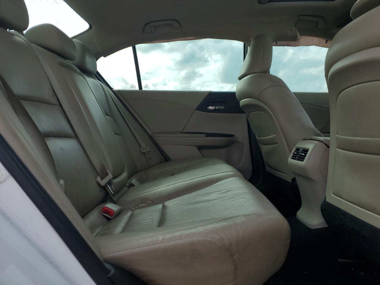 2013 Honda Accord Exl VIN: 1HGCR3F88DA024243 Lot: 82182415