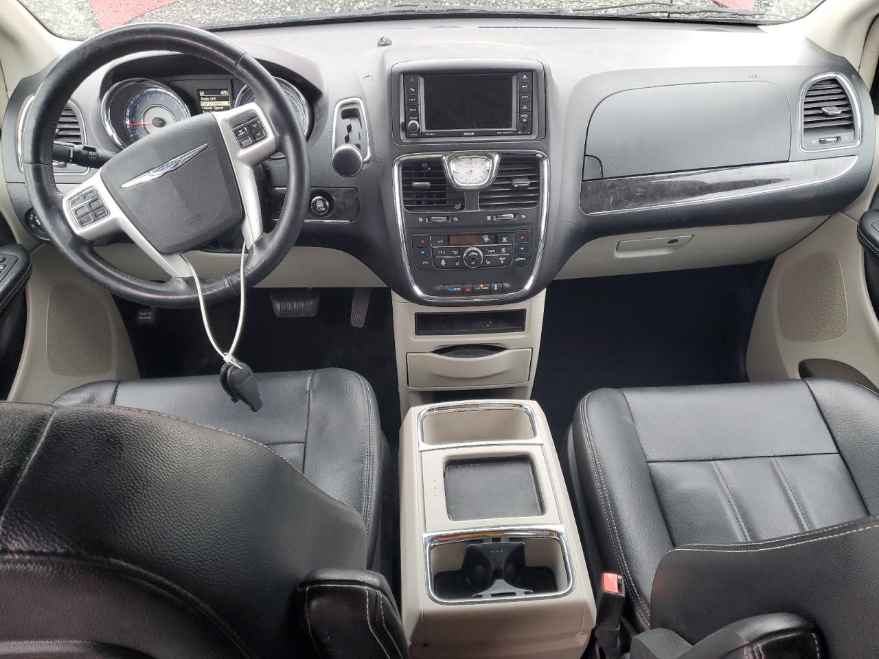 2016 Chrysler Town & Country Touring VIN: 2C4RC1BG9GR260783 Lot: 82436435