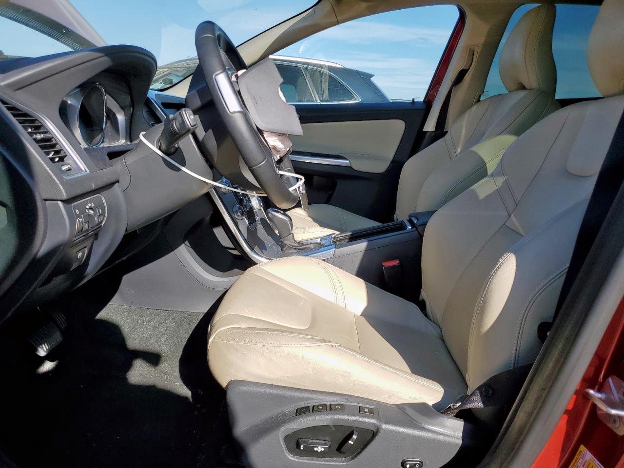 2017 Volvo Xc60 T5 Dynamic VIN: YV440MDR4H2208445 Lot: 86301455