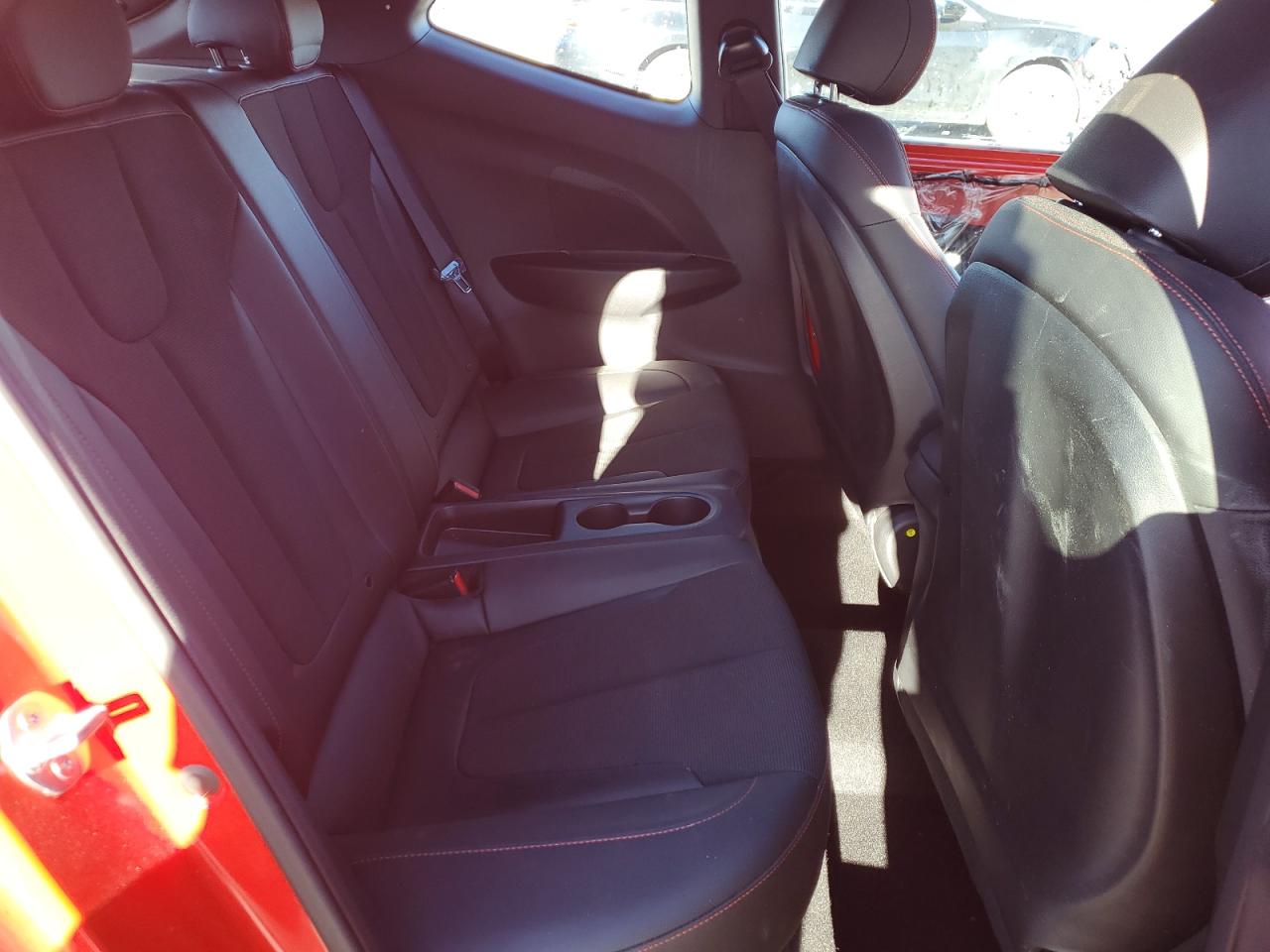 2019 Hyundai Veloster Base VIN: KMHTG6AF1KU008713 Lot: 85538105