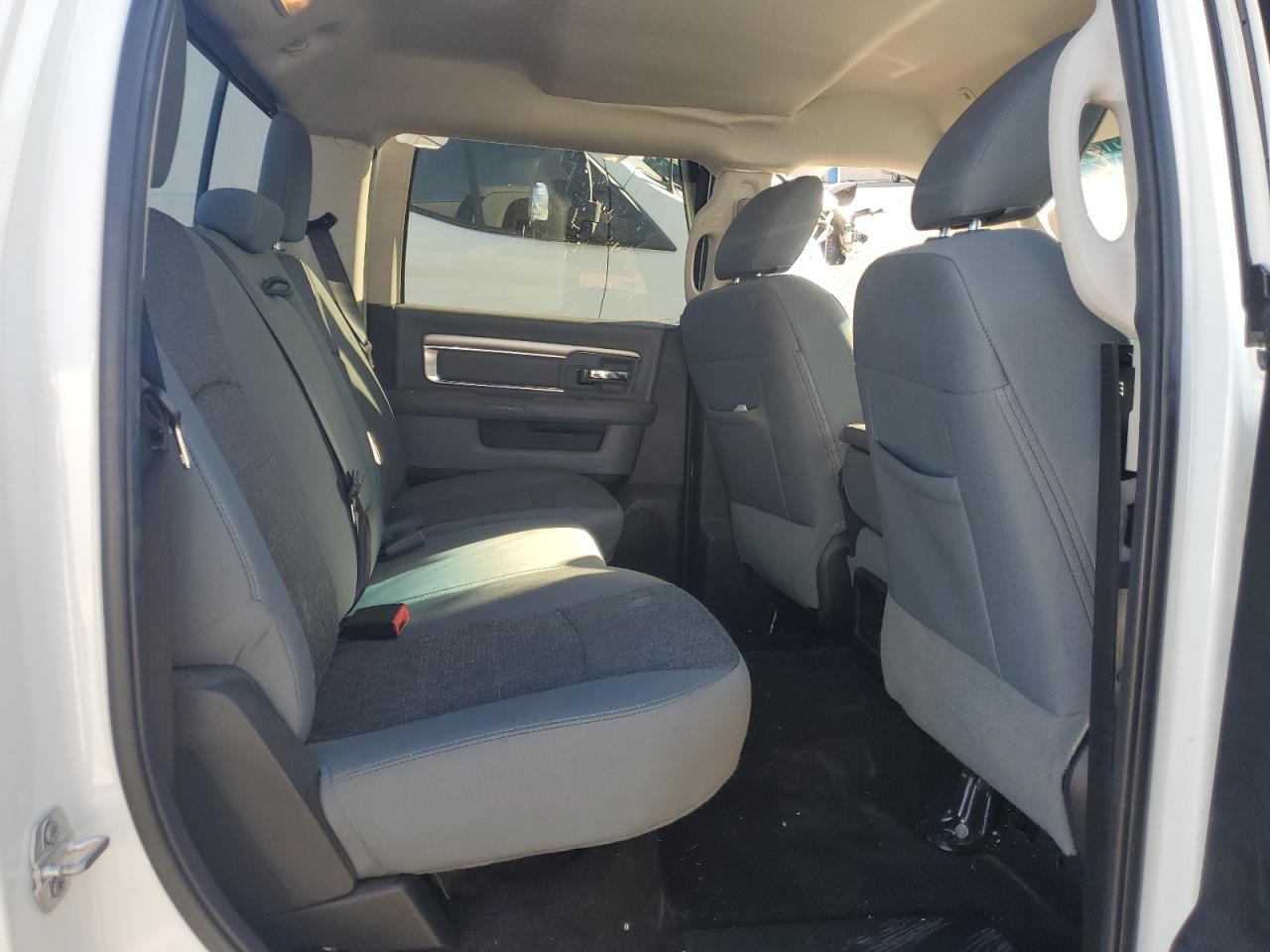 2017 Ram 1500 Slt VIN: 3C6RR6LT6HG783443 Lot: 84912725