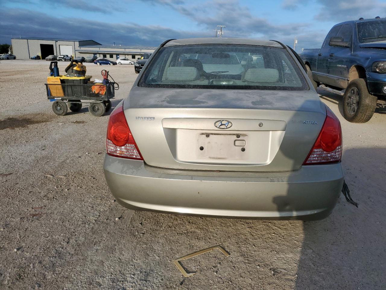 2005 Hyundai Elantra Gls VIN: KMHDN46D65U172467 Lot: 86120565