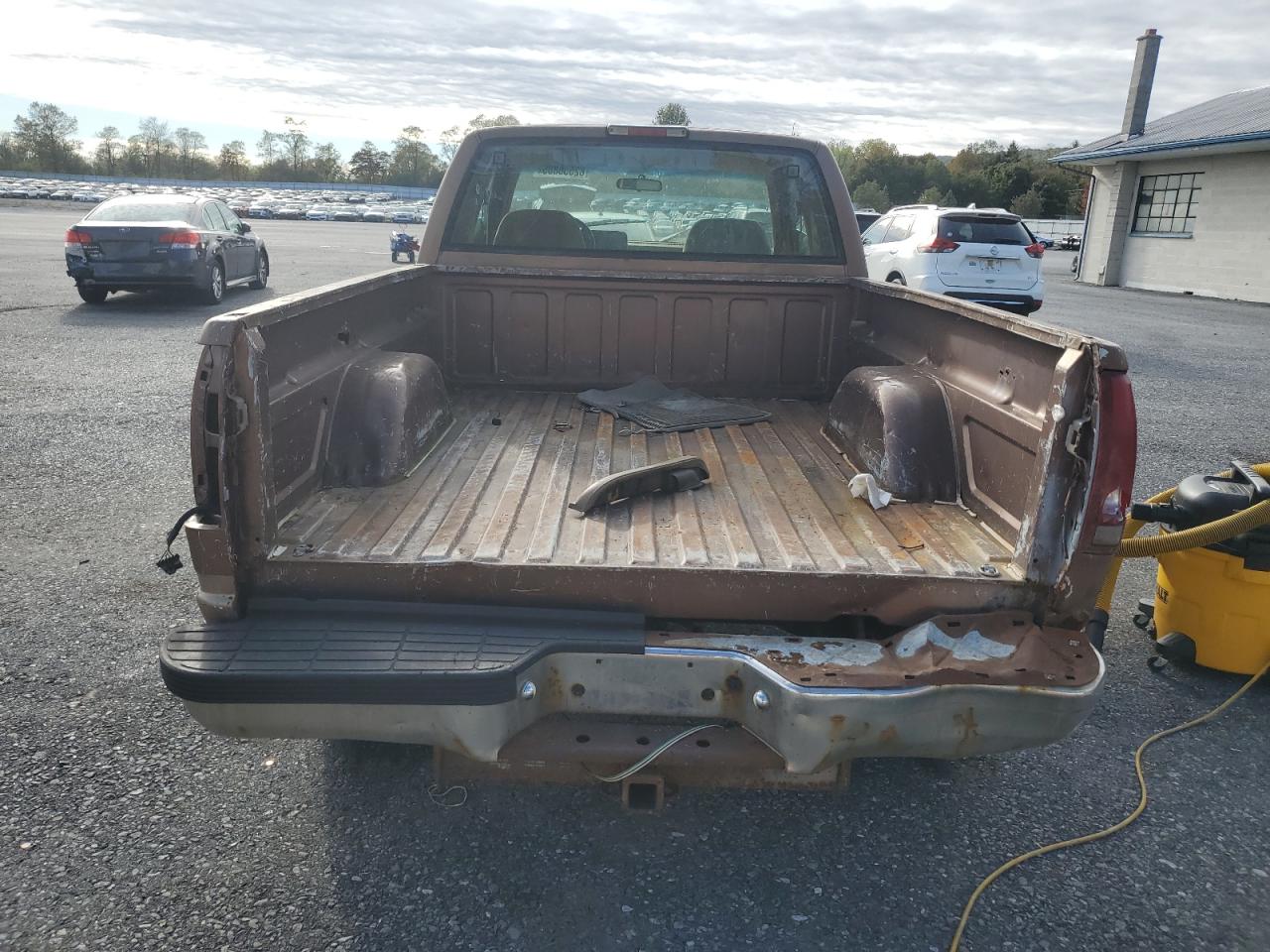 1994 GMC Sierra K1500 VIN: 2GTEK19K1R1548357 Lot: 82556885