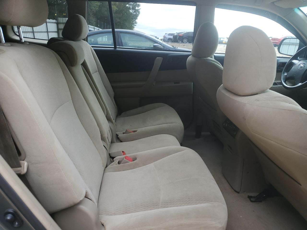 2010 Toyota Highlander VIN: 5TDZK3EH5AS003282 Lot: 82337155