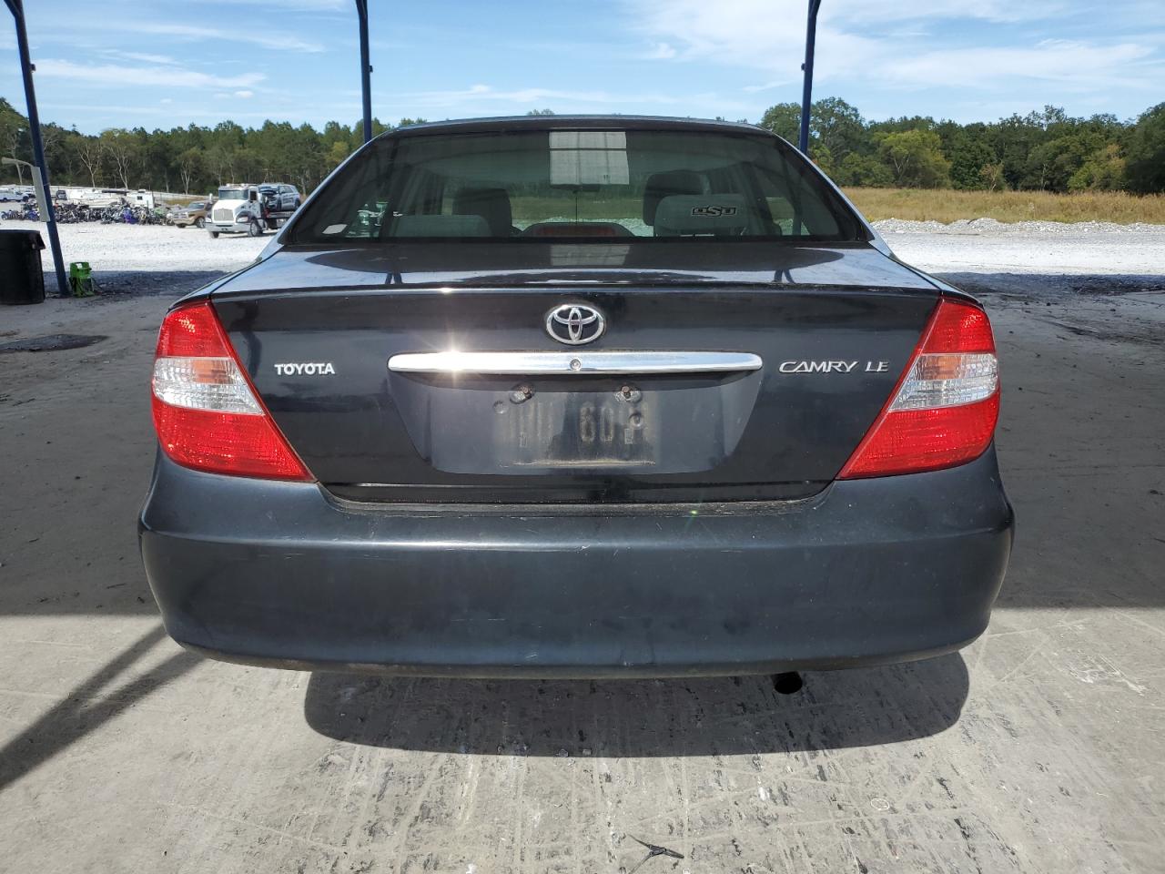 2002 Toyota Camry Le VIN: 4T1BE32K42U088097 Lot: 84702205