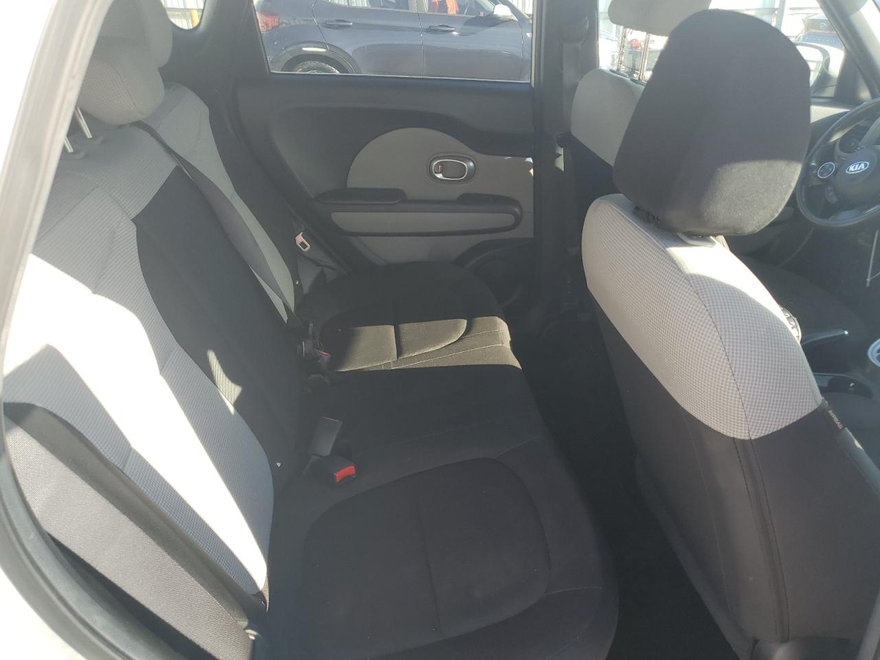 2016 Kia Soul VIN: KNDJN2A22G7377495 Lot: 85300825