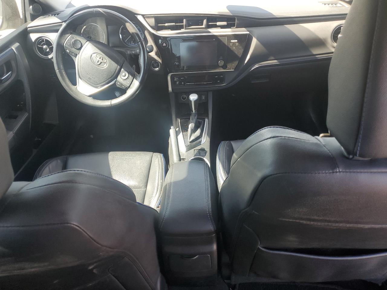 2017 Toyota Corolla L VIN: 5YFBURHE4HP655605 Lot: 85135585