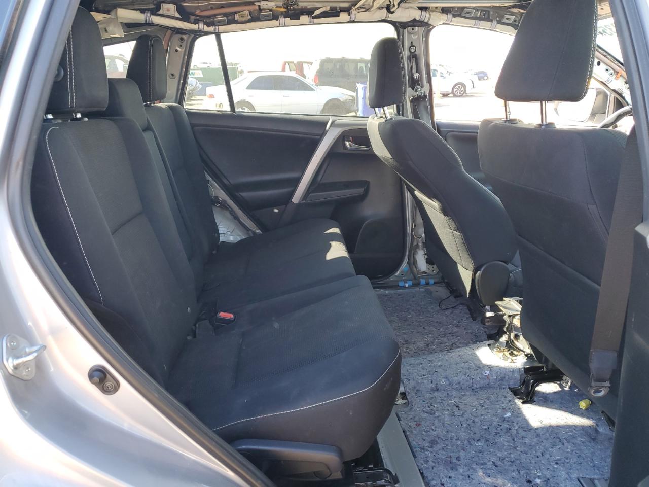 2017 Toyota Rav4 Xle VIN: 2T3RFREV0HW577424 Lot: 85142335