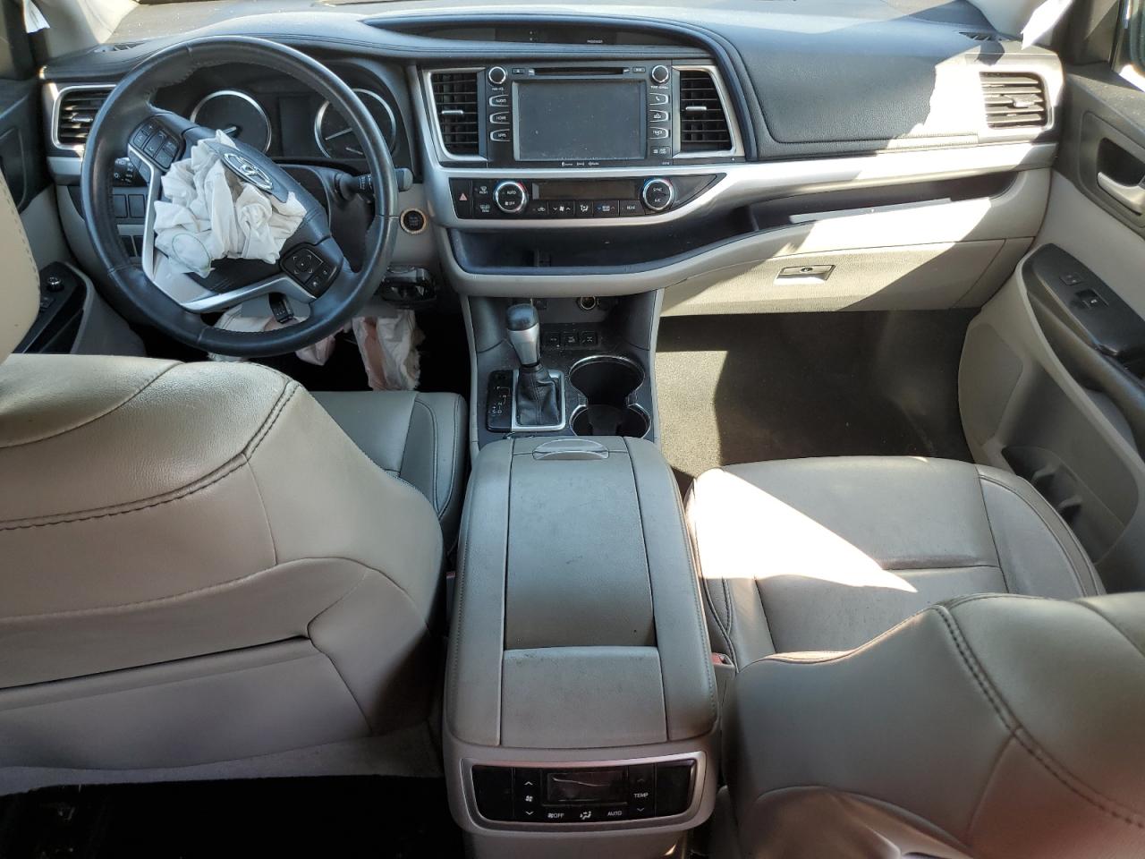 2016 Toyota Highlander Xle VIN: 5TDJKRFH3GS500564 Lot: 85080755