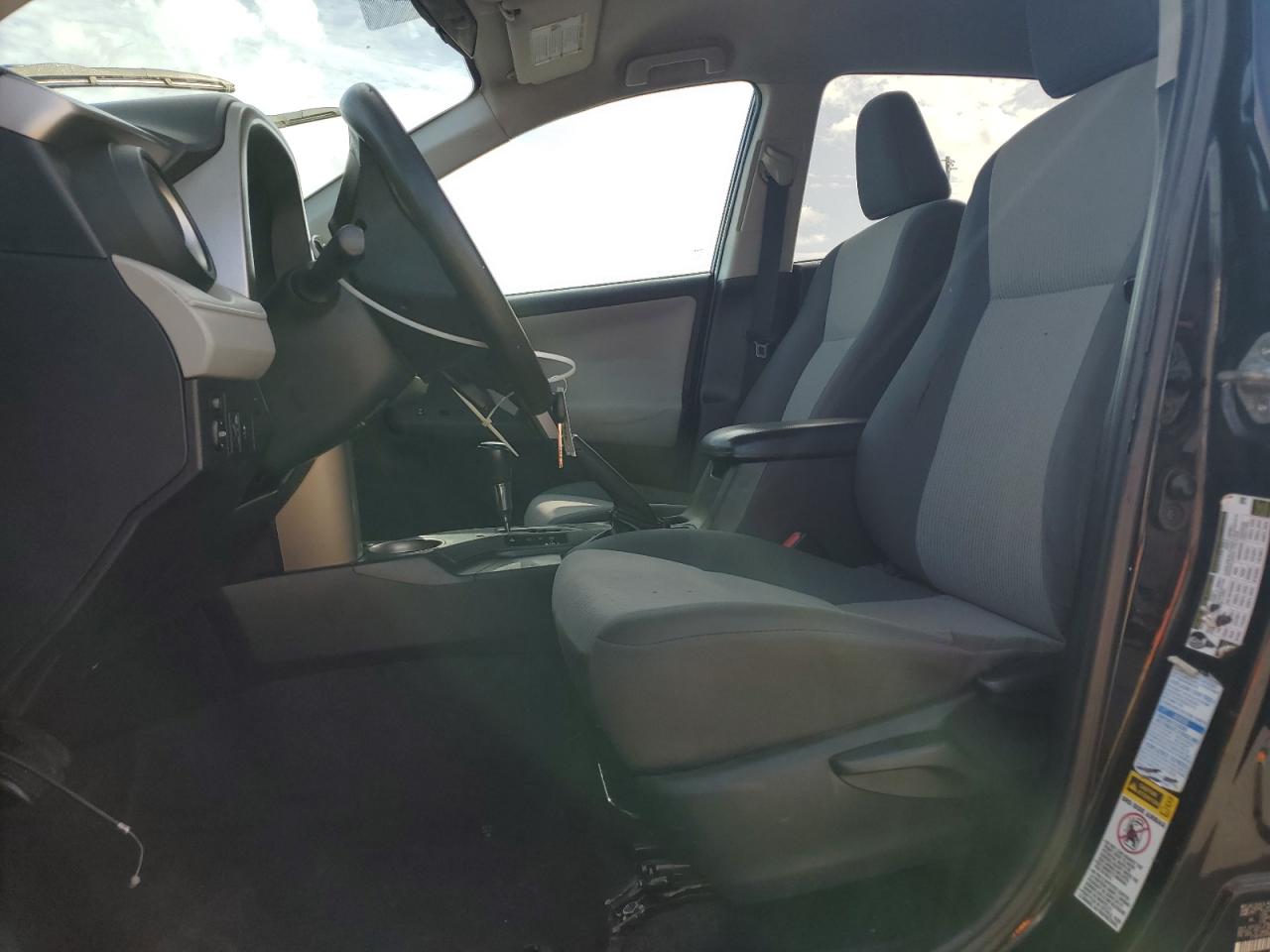 2015 Toyota Rav4 Le VIN: 2T3BFREV0FW338891 Lot: 85121035