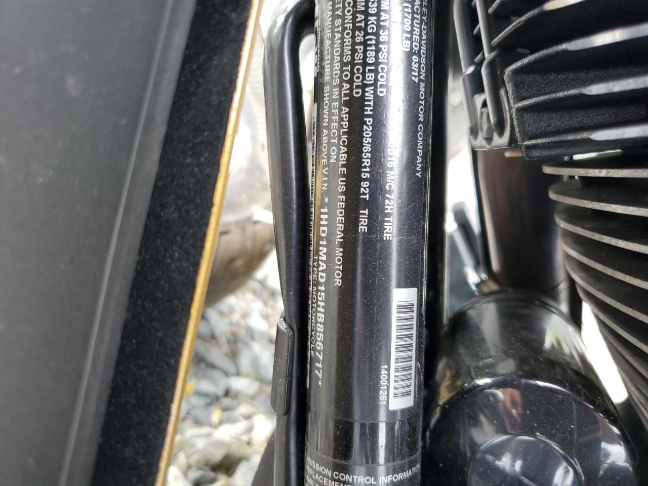 2017 Harley-Davidson Flhtcutg Tri Glide Ultra VIN: 1HD1MAD15HB856717 Lot: 85672125