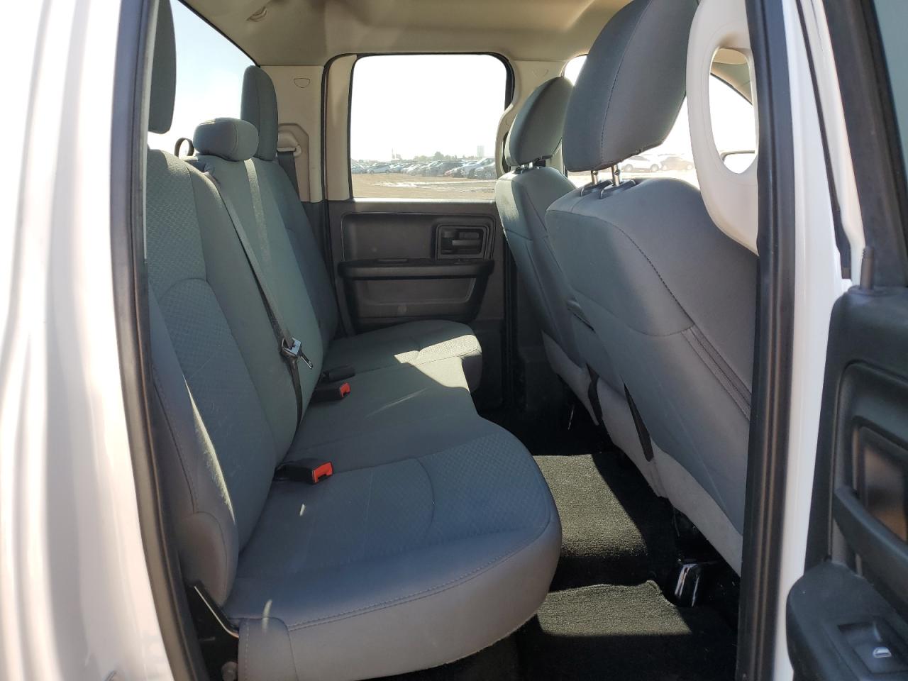 2018 Ram 1500 St VIN: 1C6RR7FG8JS208957 Lot: 81096005