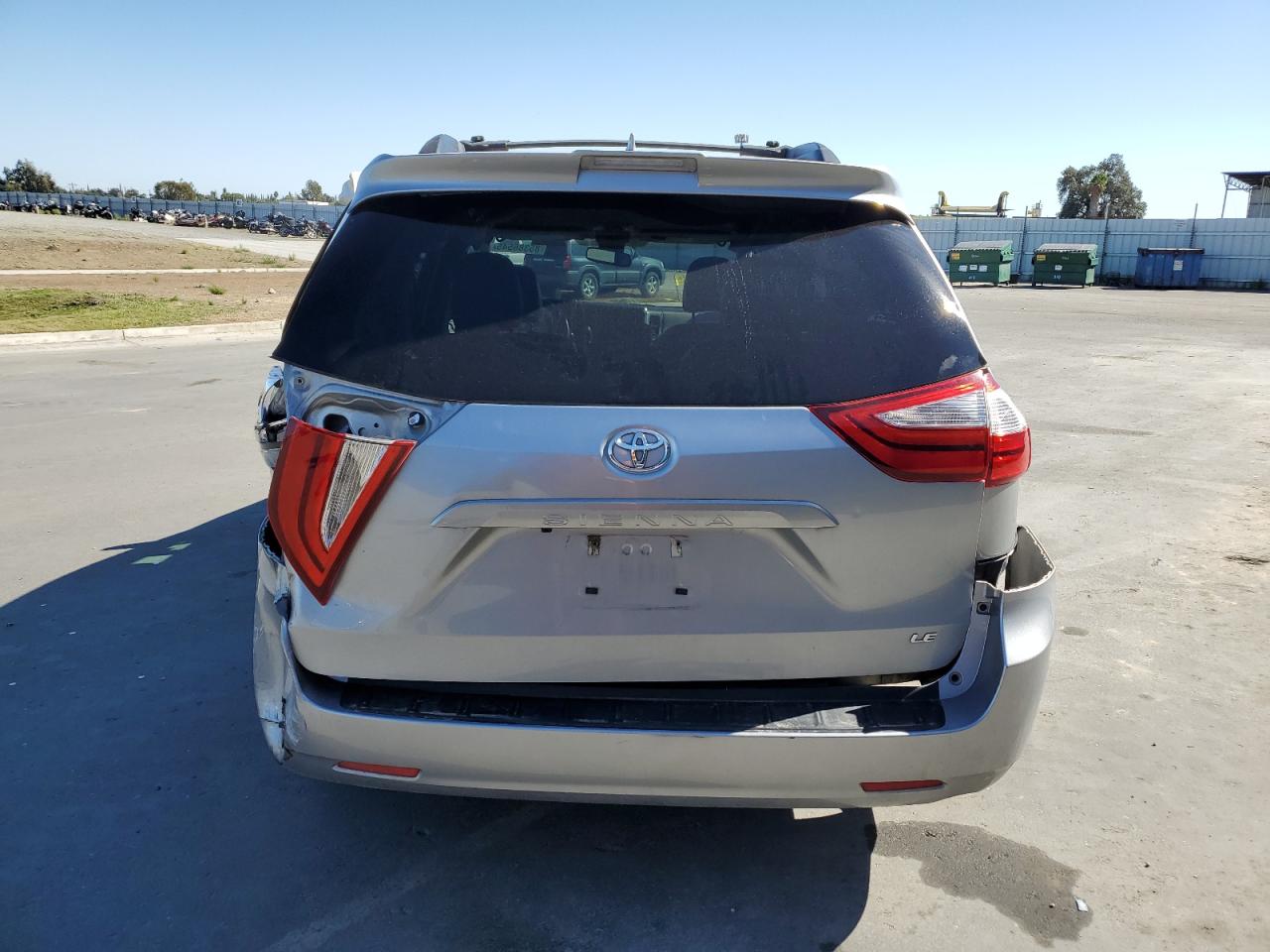 2018 Toyota Sienna Le VIN: 5TDKZ3DC9JS956838 Lot: 85386545