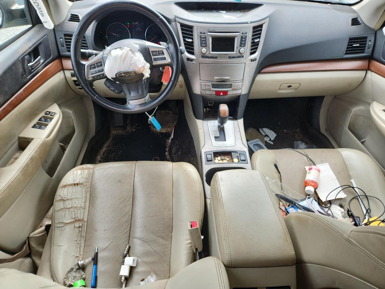 2014 Subaru Outback 2.5I Limited VIN: 4S4BRCLC6E3303694 Lot: 85183695