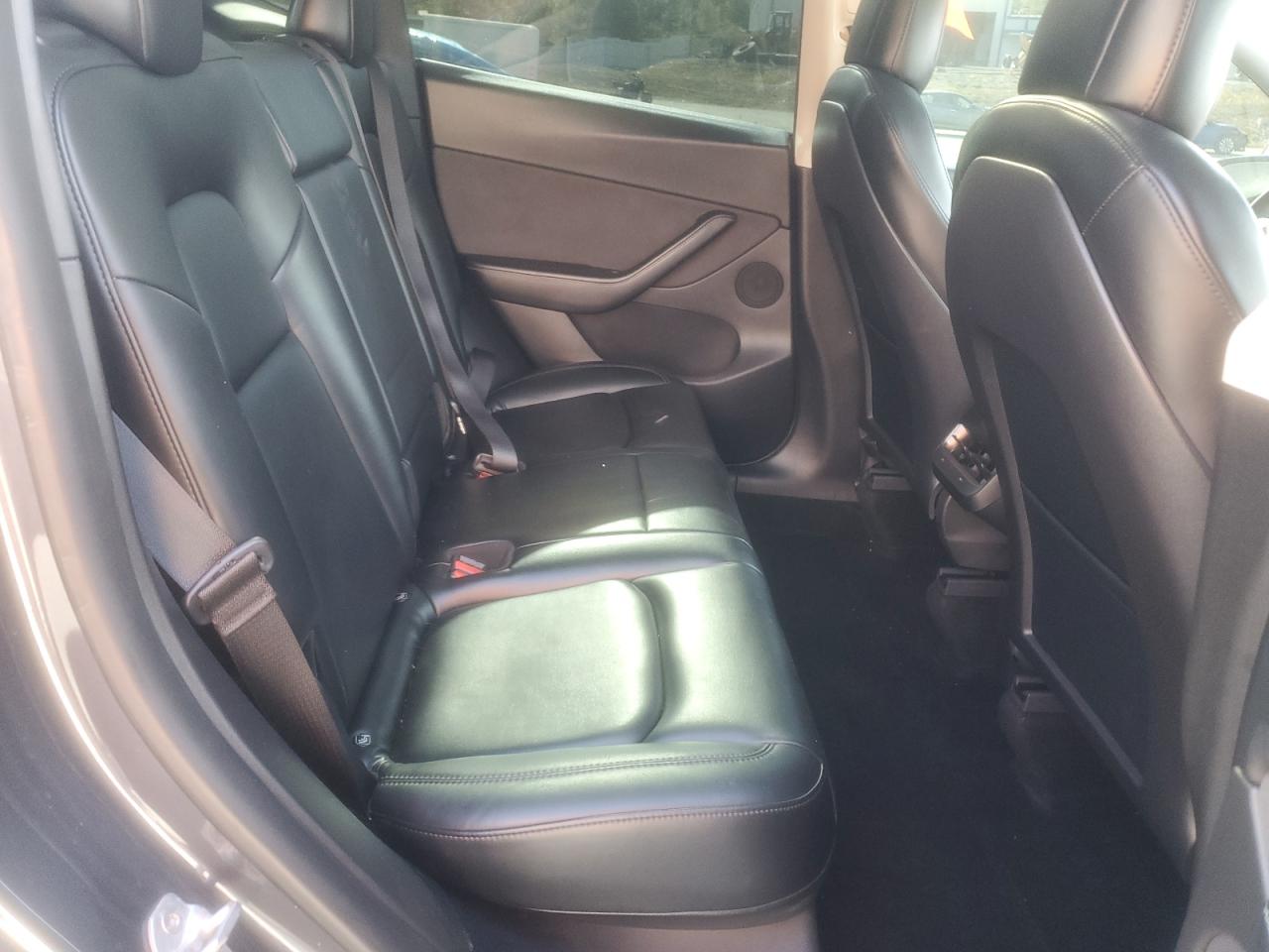 2021 Tesla Model Y VIN: 5YJYGDEE9MF214342 Lot: 86483265