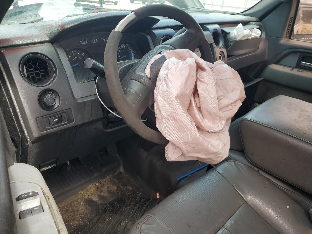 2014 Ford F150 VIN: 1FTMF1CM1EKF39582 Lot: 82317945