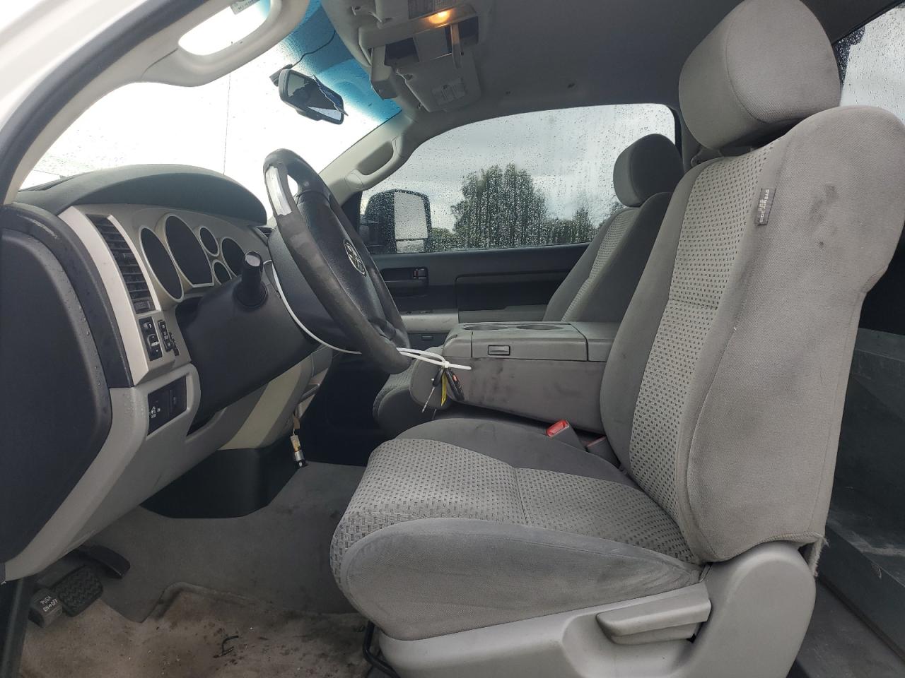 2007 Toyota Tundra VIN: 5TFJV52137X001864 Lot: 84597185