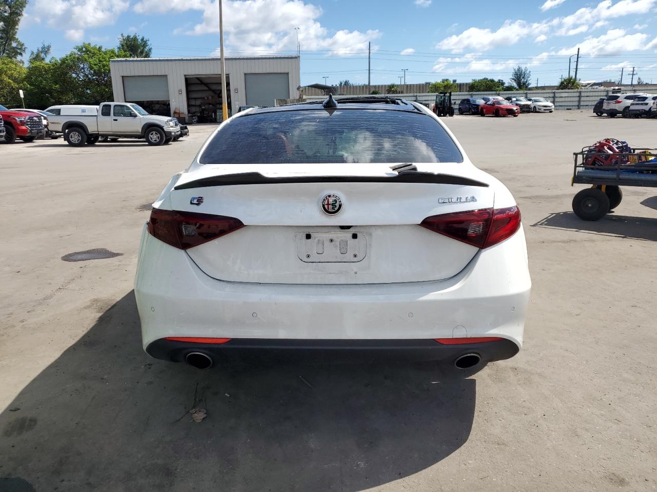 2018 Alfa Romeo Giulia Ti VIN: ZARFAECN3J7581262 Lot: 82652965