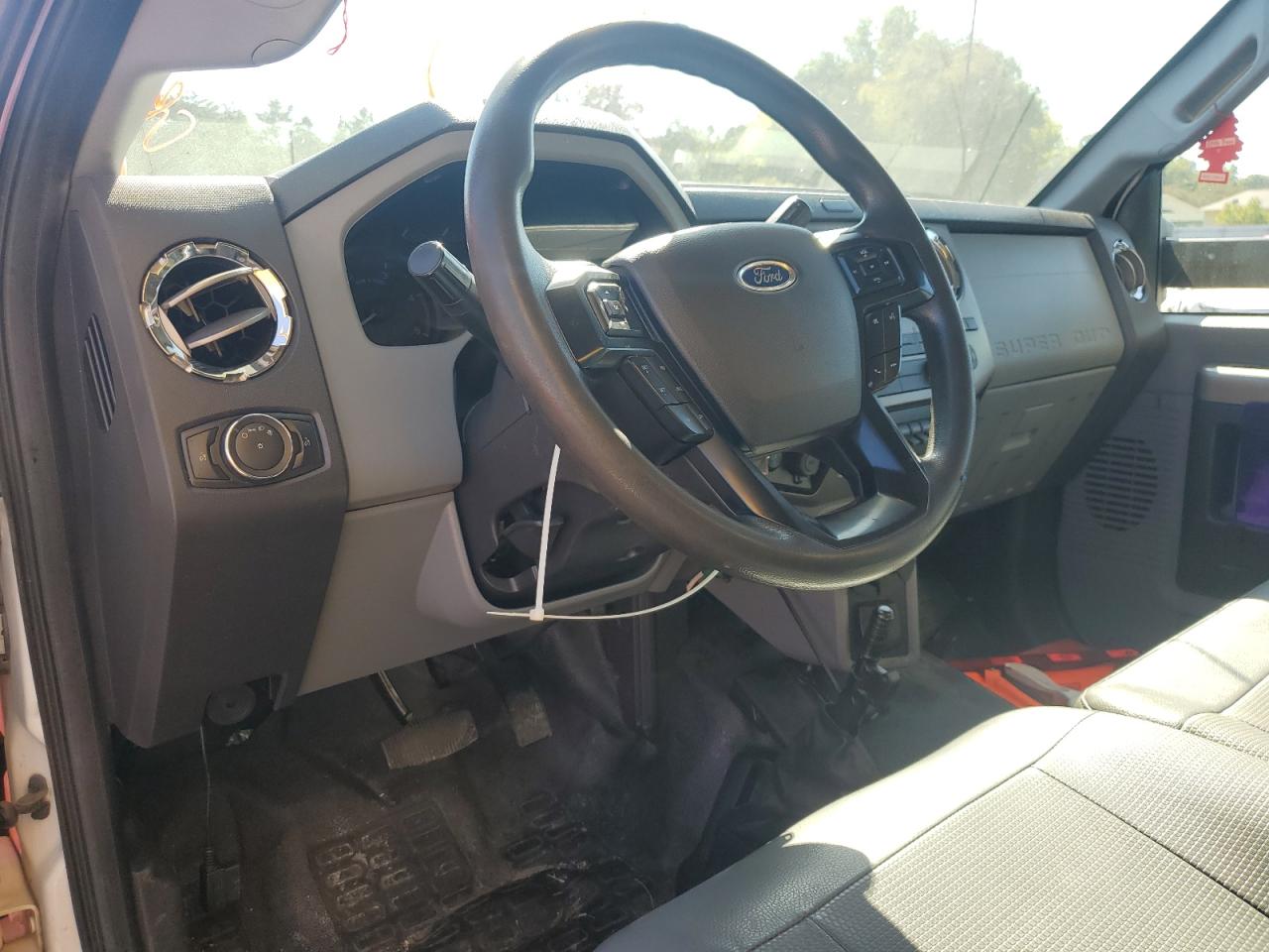 2023 Ford F650 Super Duty VIN: 1FDNF6DC4PDF01063 Lot: 81348255
