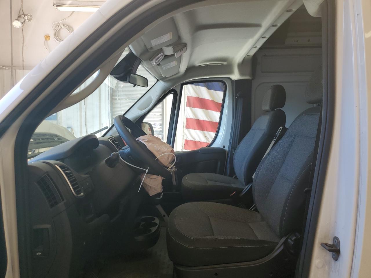 2025 Ram Promaster 2500 2500 High VIN: 3C6LRVDG5SE539660 Lot: 71651005