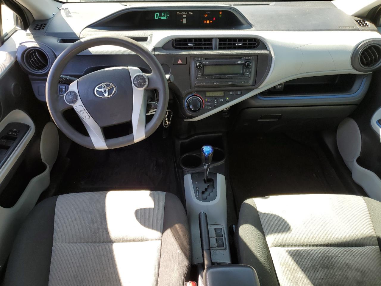 2012 Toyota Prius C VIN: JTDKDTB38C1518703 Lot: 84656085