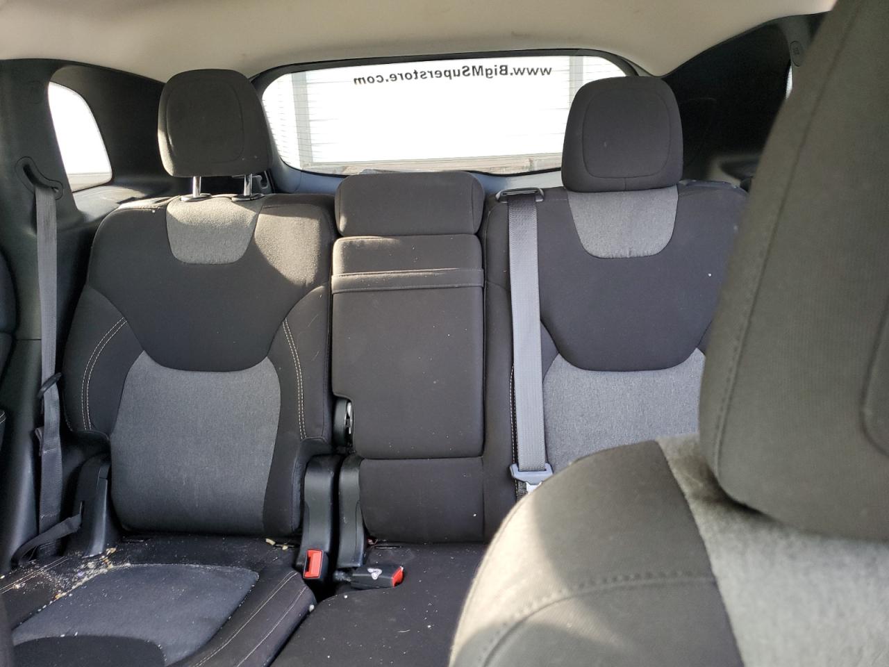 2018 Jeep Cherokee Latitude VIN: 1C4PJLCB7JD576785 Lot: 84302335