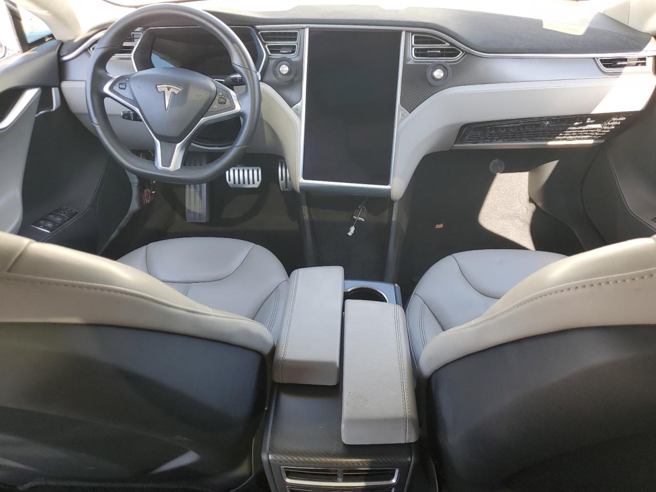 2015 Tesla Model S 85D VIN: 5YJSA1H25FFP78743 Lot: 83797745