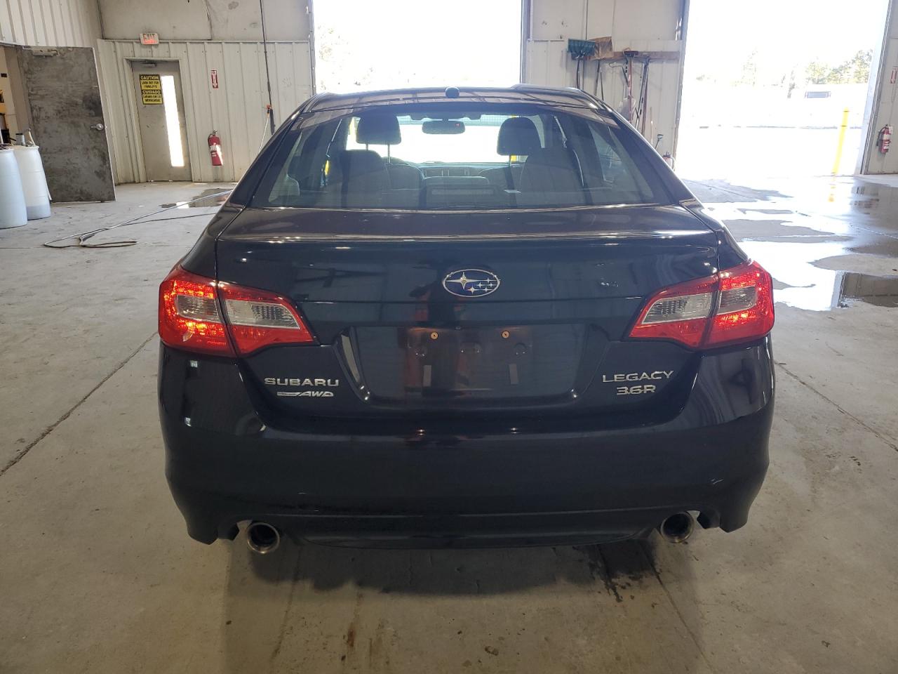 2015 Subaru Legacy 3.6R Limited VIN: 4S3BNEN66F3065351 Lot: 81937415