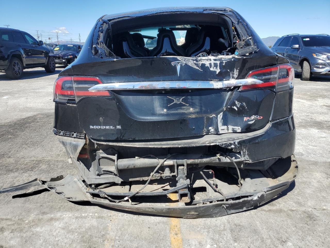 2016 Tesla Model X VIN: 5YJXCAE48GF000699 Lot: 86601935