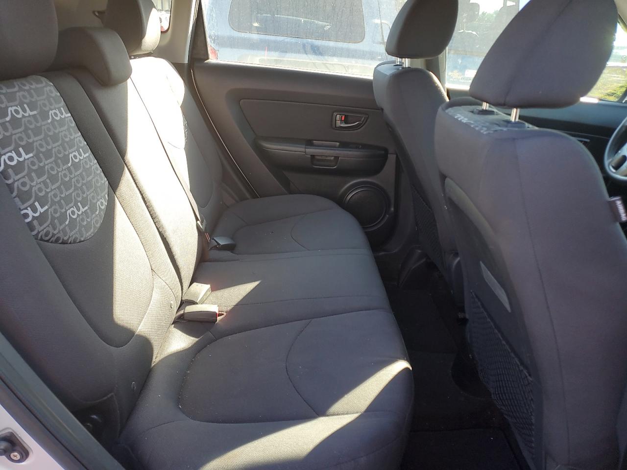 2011 Kia Soul + VIN: KNDJT2A22B7331678 Lot: 84955505