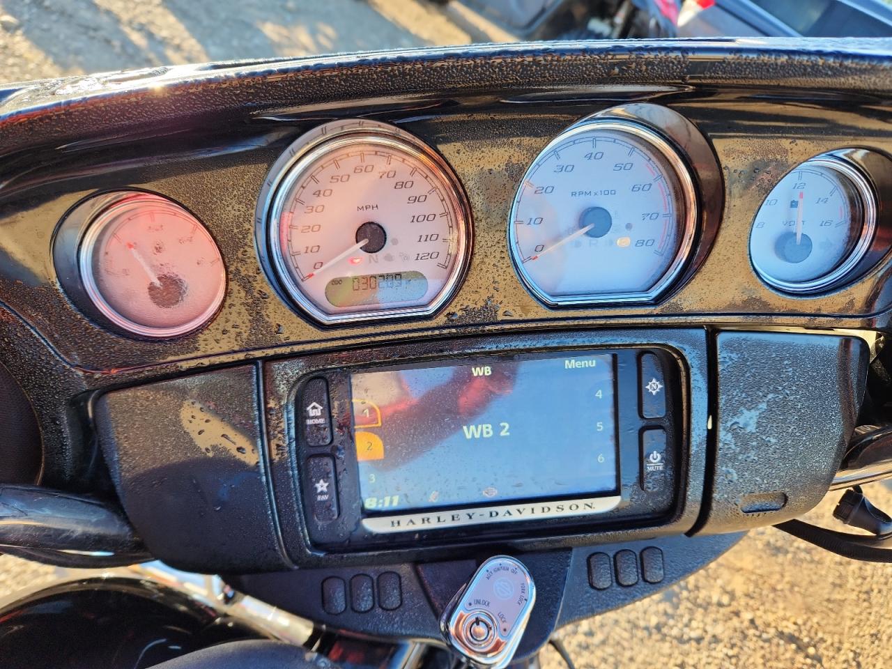 2014 Harley-Davidson Flhxs Street Glide Special VIN: 1HD1KRM15EB630757 Lot: 87075145