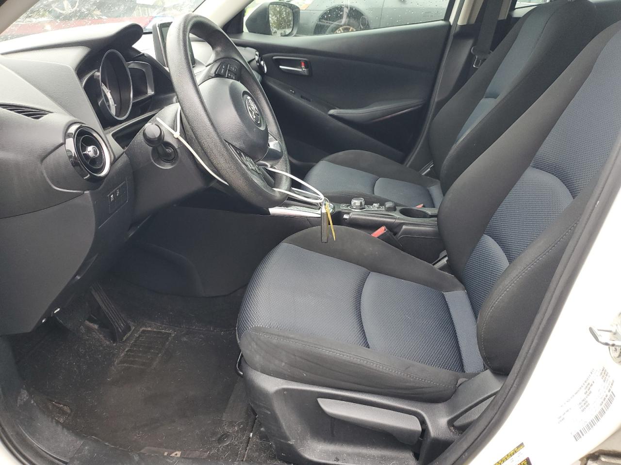 2018 Toyota Yaris Ia VIN: 3MYDLBYV5JY329256 Lot: 85689055