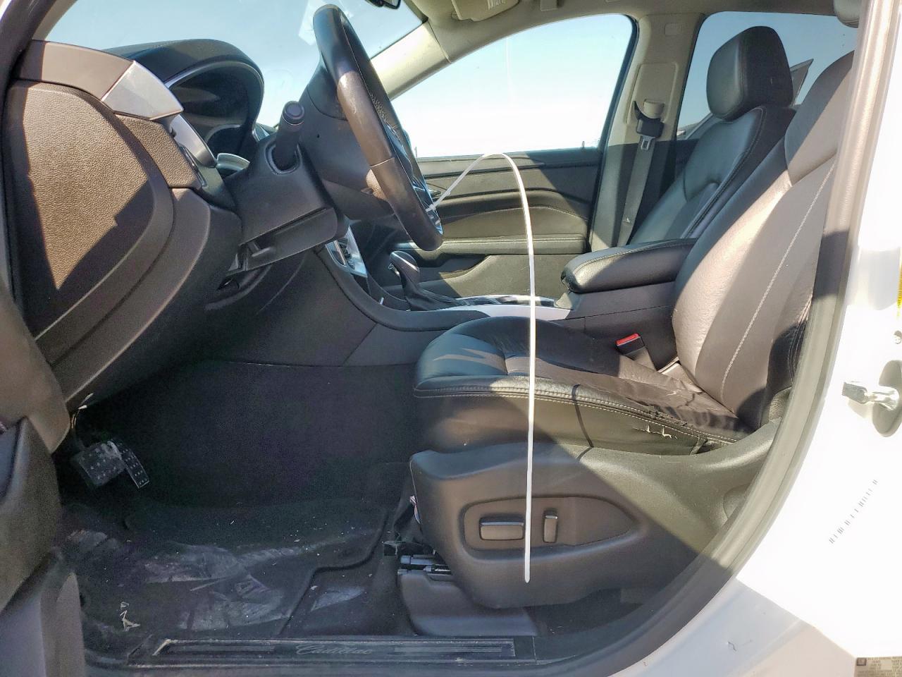 2015 Cadillac Srx VIN: 3GYFNAE32FS640968 Lot: 86188195