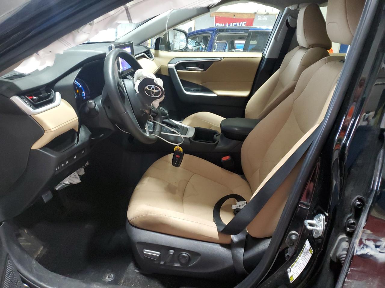 2024 Toyota Rav4 Xle VIN: 2T3RWRFV7RW193124 Lot: 86272405