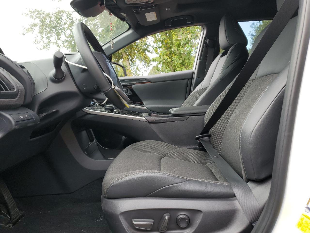 2024 Toyota Bz4X Xle VIN: JTMABACA1RA072051 Lot: 82286985