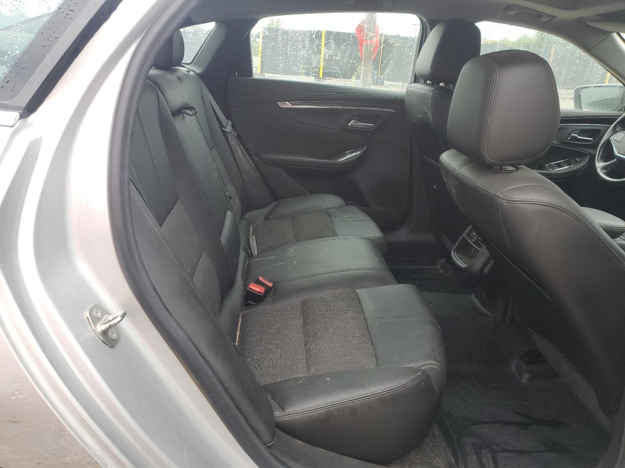 2017 Chevrolet Impala Lt VIN: 2G1105S30H9116320 Lot: 82255695