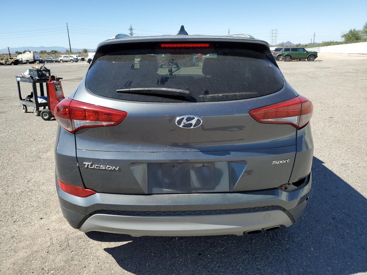 2018 Hyundai Tucson Sport VIN: KM8J33AL2JU691804 Lot: 81971595