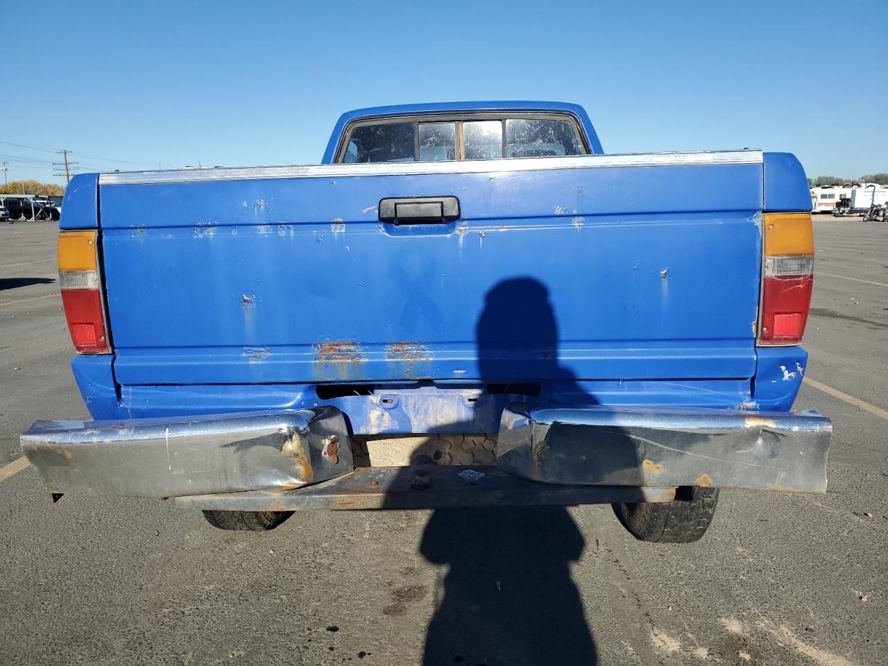 1987 Toyota Pickup Rn63 Std VIN: JT4RN63B5H0115844 Lot: 82596275