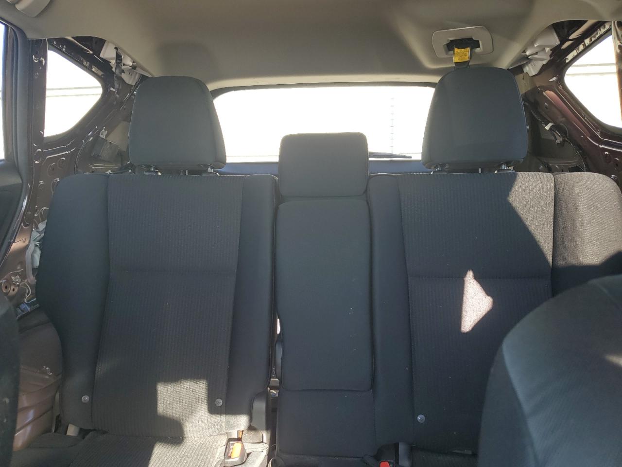 2017 Toyota Rav4 Le VIN: 2T3BFREV8HW547895 Lot: 85072695